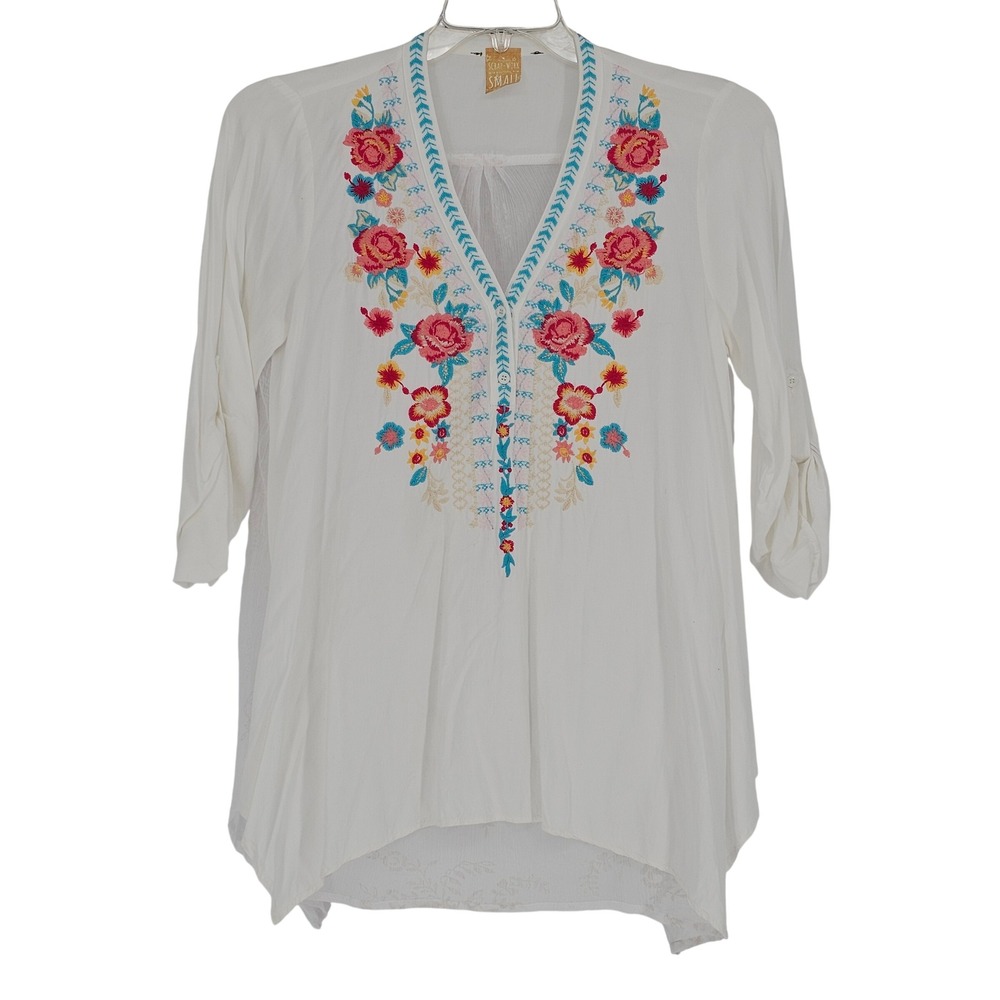 Bohemian Embroidered Sharkbite Tunic S‎ White Floral Sheer Back Resort Relaxed